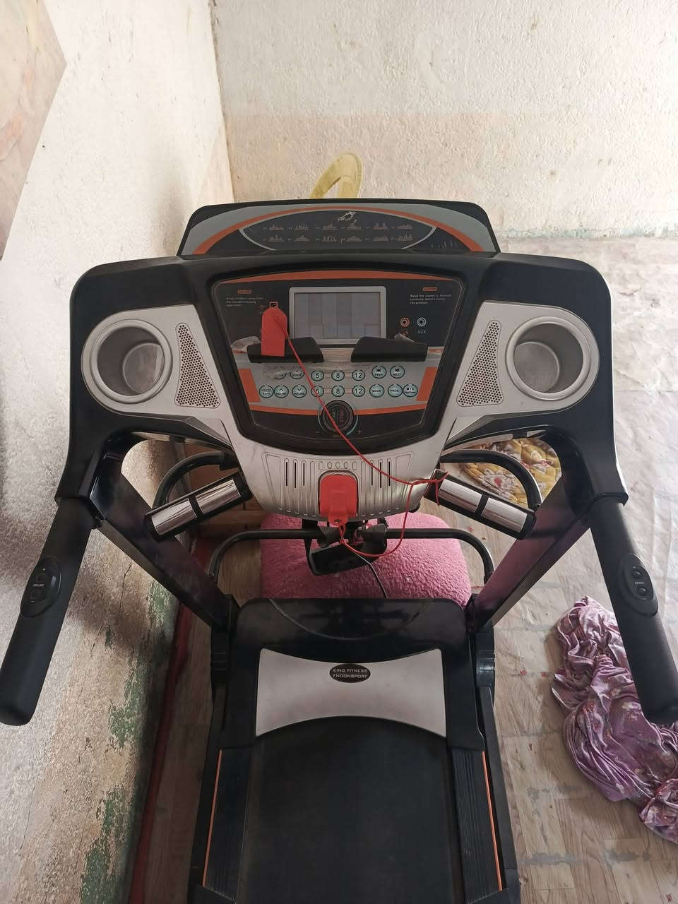 السلام عليكم جهاز جري وبي همين جهاز رجاج للبيع كدامكم نضيف مامستخدم اهواي مكاني رميثة سعر 300 /رقم ***********
