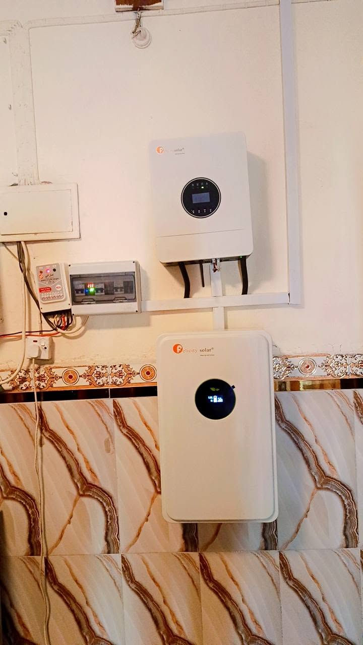 مكتب ضوء القمر للطاقه الشمسيه ☀️ استثمر في طاقة مستدامة وآمنة مع الماركة العالمية Felicity Solar! ☀️  
​هل تبحث عن حل دائم لارتفاع فواتير الكهرباء وانقطاع التيار المتكرر؟ نقدم لك أنظمة الطاقة الشمسية المتكاملة من Felicity Solar، العلامة الرائدة عالمياً في تصنيع معدات وحلول الطاقة الذكية للمنازل والمؤسسات.  
​🔹 1. بطاريات الليثيوم الحديثة (Felicity LiFePO4)
​تتميز بتكنولوجيا فوسفات حديد الليثيوم الآمنة وعالية الأداء:  
​🔋 سلسلة FLB / FLA / LPBF: دورة حياة طويلة تتجاوز 6000 دورة تفريغ (عمر افتراضي 10-15 سنة).
​🔋 أمان مرتفع: نظام حماية ذكي مدمج (BMS) لحماية البطارية من زيادة الحمل أو ارتفاع الحرارة.
​🔋 تصميم عصري: شاشات لمس تعرض حالة الشحن والسعة بدقة مع إمكانية التوسع والتوازي بسهولة.  
​🔹 2. المحولات الذكية والهجينة (Felicity Inverters)
​قلب المنظومة النابض بأعلى قدرة على تحويل وإدارة الطاقة:
​⚡ سلسلة IVGM / IVEM / IVAM: محولات هجينة (Hybrid) وخارج الشبكة (Off-Grid) بكفاءة تحويل ممتازة.
​⚡ شاحن MPPT مدمج: للاستفادة القصوى من أشعة الشمس حتى في الأيام الغائمة.  
​⚡ تطبيق FSolar للتحكم الذكي: مراقبة أداء المنظومة وحالة البطاريات لحظة بلحظة عبر الهاتف الذكي.  
​🔹 3. الألواح والملحقات عالية الكفاءة
​☀️ ألواح كفاءة فائقة: أداء ممتاز وتحمل للظروف الجوية القاسية.
​☀️ أنظمة حماية وتجميع متكاملة: صناديق تجميع وحماية (Combiner Boxes) لضمان أعلى مستويات الأمان الكهربائي.  
​✨ لماذا تختار أنظمة Felicity Solar معنا؟
​✅ معدات أصيلة 100% مع ضمان حقيقي ومكتوب.
✅ دراسة وحساب الأحمال مجاناً لتحديد الحجم الأنسب لمنزلك أو مشروعك.
✅ فريق هندسي متخصص في التركيب وضبط الإعدادات على أعلى مستوى.
✅ خدمات الصيانة والدعم الفني بعد البيع.  
​📍 للطلب والاستفسار وحساب الأحمال:
📞 الهاتف *********** .*********** ..***********/ الواتساب: [***********. ***********]
🌐 العنوان  الشوملي ولايه الشوملي/ الفرع:  الشوملي مقابل اسواق ابو هاني قرب البانزين خانه الشوملي]. بااداره فلاح العويدي حسن العويدي 
​💡 مع Felicity Solar... واصل حياتك بدون انقطاع!  كل الي عليك تراسلنا او تتصل علينا والباقي علينه نجيك للبيت نصبلك طاقه شمسيه باافضل الاجهزه والماركات العالمية  مكتب ضوء القمر للطاقه الشمسيه بااداره Falah Hassan Al Awidi   حسن فليح الجبوري  احمد الجبوري  Karar Al-jaboury
