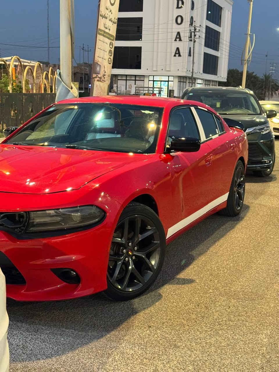 السلام عليكم
جاجر GT اصل ٢٠١٨ 
ماشيه 100 كم  حقيقي 
موصفات الجيتي معروفه 

بيهه ٣ قطع بدون دواخل السونار مرفق بل المنشور السياره كلش حلوه ونصبتهه وترايهه يخبل  لا شاصي ولا لغد طخه صطحيه براس الجاملغ والبنيد والباب الخلفي مصبوغ من امريكا 
معروضه العسر ب168 
مكانهه الانبار الرمادي 
الستفسار  ***********
