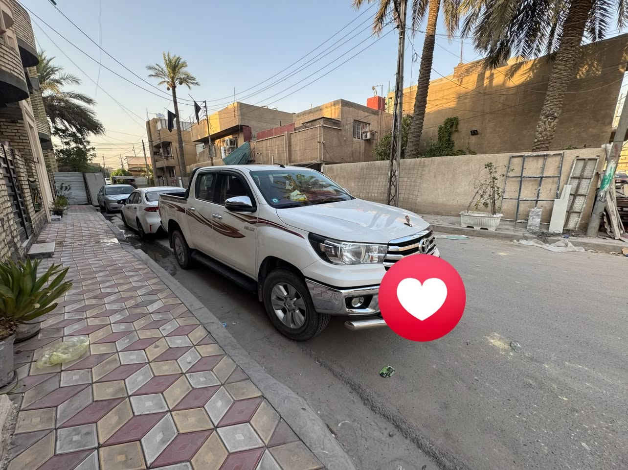 سلام عليكم تيوتيا هايلوكس موديل 2018 فور ويل رقم بغداد سياره كفاله عامه بسمي تحويل ثاني يوم داخل احمر مكانه بل تاجي اتصال***********
