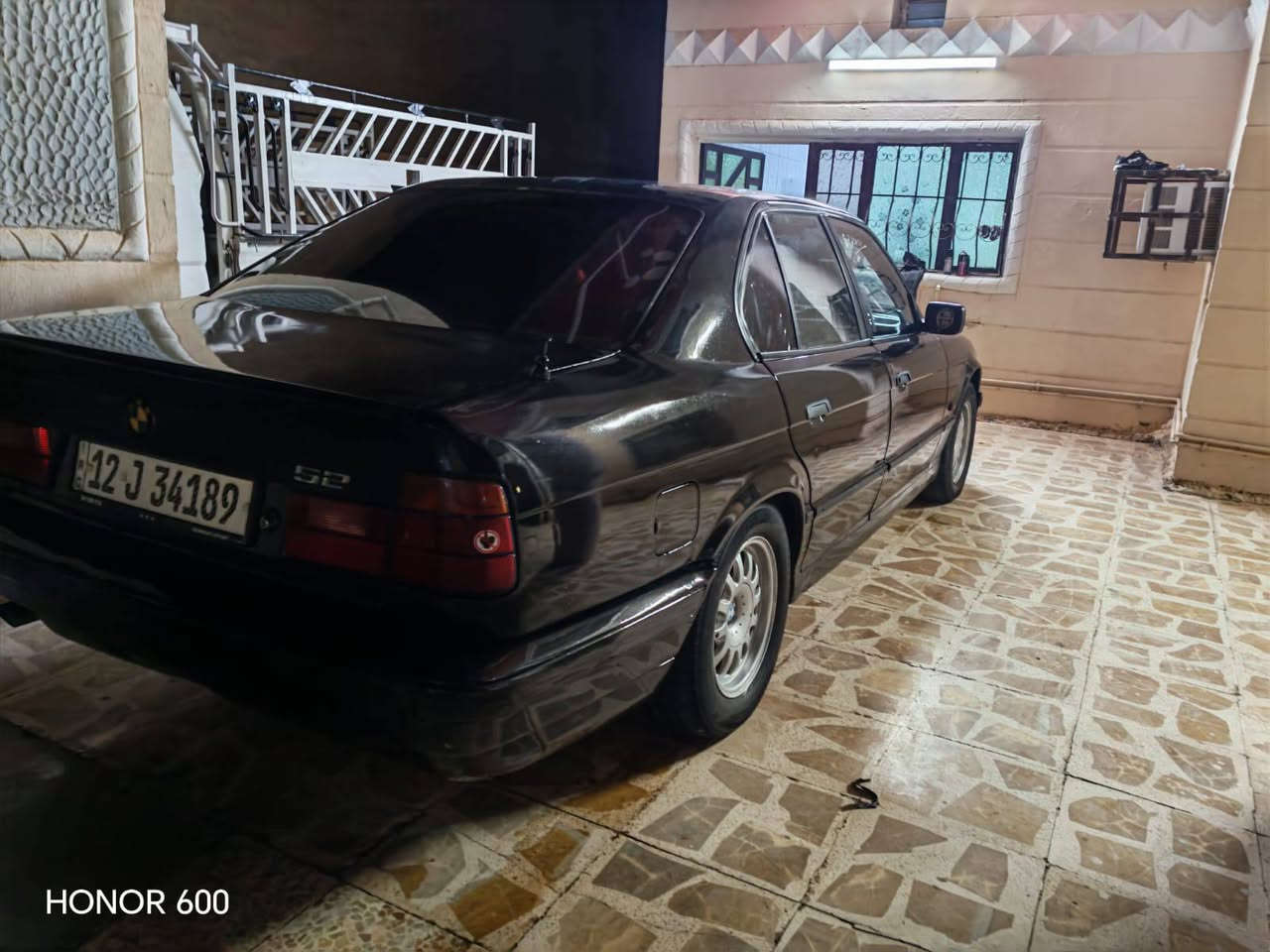 بي ام دبليو 520 • رقم نينوى • كوبون