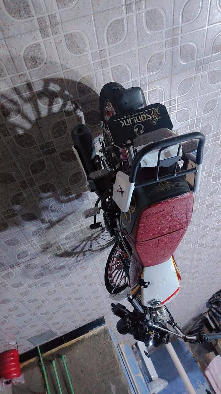 سيفان • ٢٠٠ • موديل ٢٥