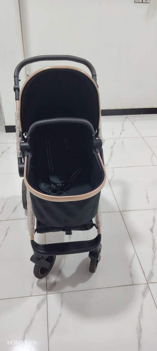 للبيع سرير اطفال مع عرابانه ستعمال قليل نضيفات كلش
العنوان ناصريه ذي قار 
***********
