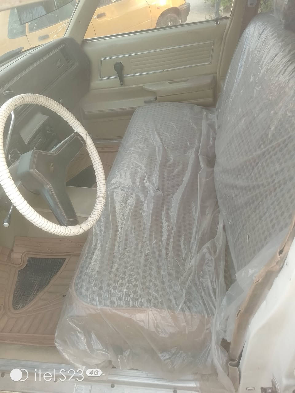 السلام عليكم سياره موديل 80 للبيع سياره كفاله كير مكينه بلادي كهربائيات شغاله سياره جديده وجاهزه ✈️
فقط صبغ جماليه سياره جديده وحلوه وجاهزه 🌹 اتصل 
،***********.  السعر،🌹   👉🏻📞

نص مكتوب في الصور:
- itel S23 4G