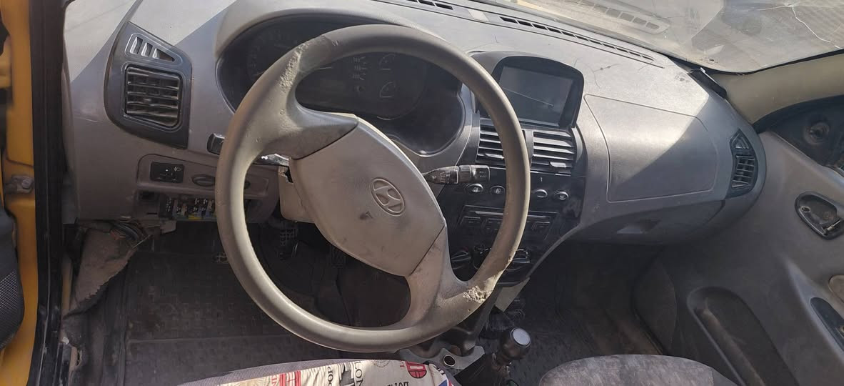 السلام عليكم
طيبه ٢٠١٦ رقم بغداد 
ضرر بالصندوق تبديل قبغ
السعر٢٨ ورقه بيها مجاال بسيط
للاستفسار ***********
