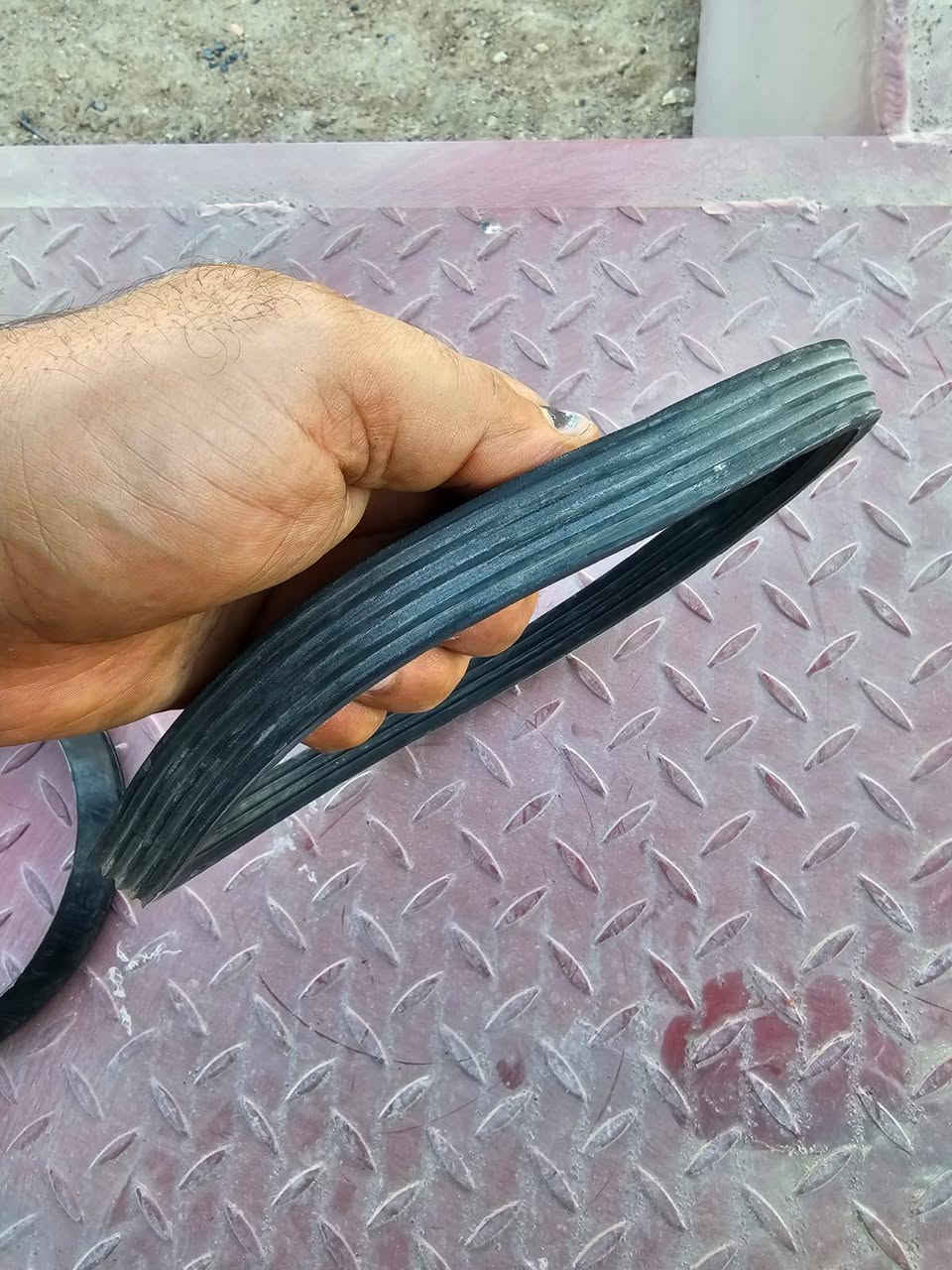 🚨🚨
يتوفرةلدينا  كافة انواع[ جبنة]
جكات غسل وتشحيم السيارات
*جبنة نظام الدنماركي /الالماني
جبنة نظام الهندي/ العراقي
للطلب .***********

نص مكتوب في الصور:
- ***********