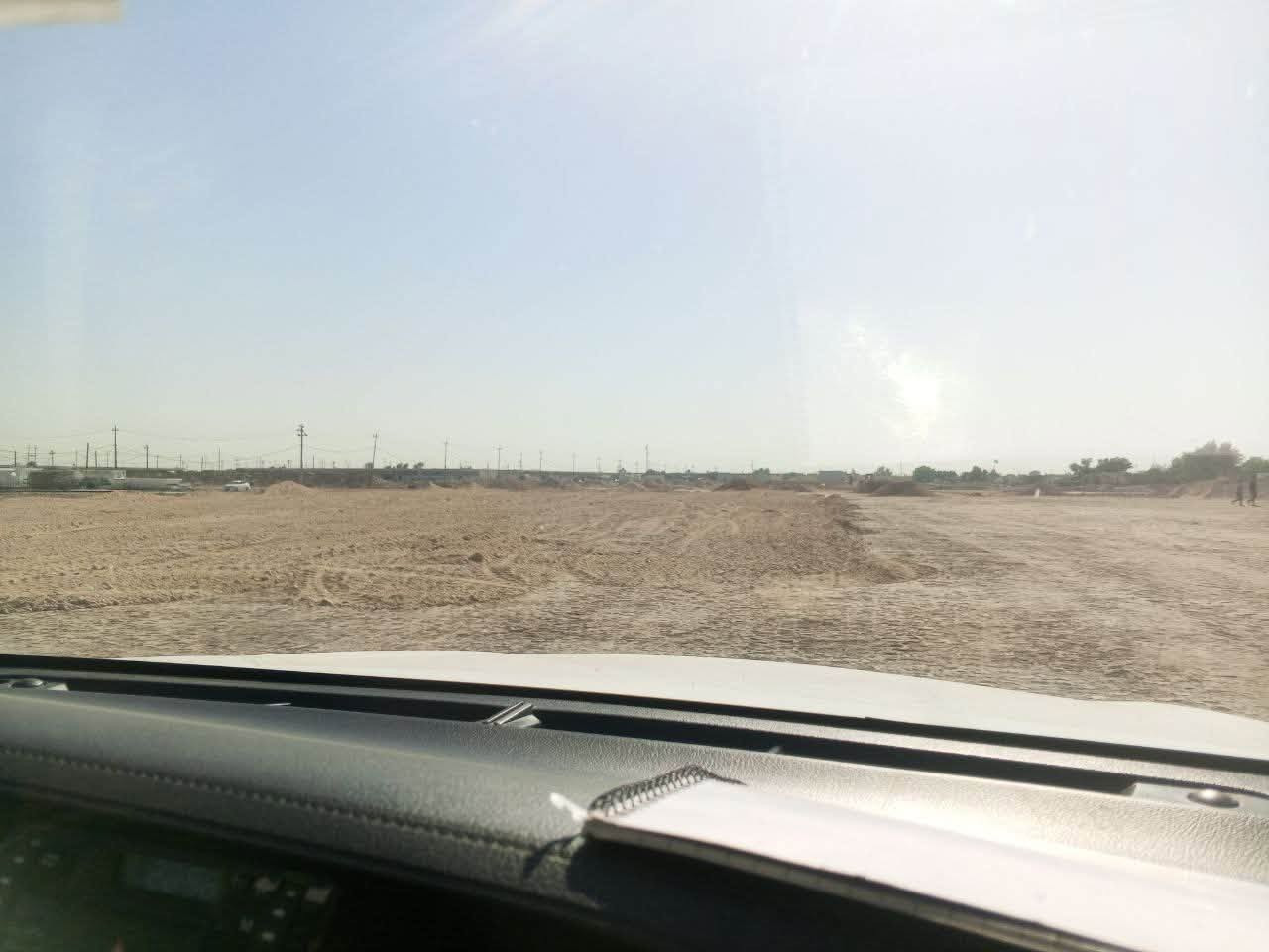 🏗️ مكتب النفق للمقاولات الهندسية

جزء من أعمالنا في أحد المشاريع الإنشائية

🔹 أعمال فرش مادة السبيس:

1️⃣ البدء بأعمال فرش مادة السبيس، استعدادًا للمراحل اللاحقة التي تشمل الرش والحدل والفحص المختبري.

2️⃣ التأكيد على الالتزام بالتسلسل الفني الصحيح للأعمال، بما يضمن جودة التنفيذ ومطابقته للمواصفات الفنية.

3️⃣ متابعة دقة فرش مادة السبيس والتأكد من تحقيق السماكات المطلوبة وفق المخططات والمواصفات المعتمدة.

4️⃣ إجراء قياسات دورية للسماكات المنفذة، للتأكد من مطابقتها للسمك المحدد وتفادي أي تفاوت أثناء التنفيذ.

5️⃣ متابعة مناسيب الفرش والتأكد من انتظام الطبقة قبل البدء بأعمال الرش والحدل.

6️⃣ الاستعداد المسبق لجدولة أعمال الرش والحدل بعد الانتهاء من أعمال الفرش والتأكد من جاهزية الطبقة.

🔹 جودة في التنفيذ • دقة في المتابعة • التزام بالمواصفات

📞 للاستفسار والتواصل:
***********
