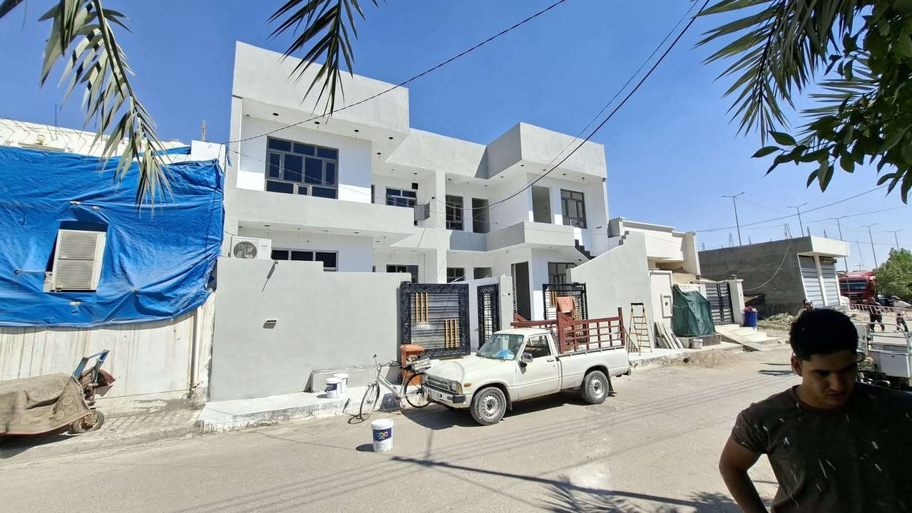 خلفه صباغ متفرغ كافه الاصباغ اسعار حلوه اتصال او خاص ***********
