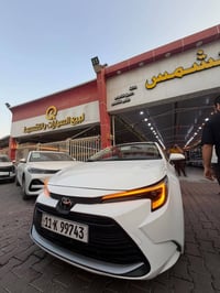 كورلا ٢٠٢٥ • ماشيه ١٩٠٠٠ • داخل احمر