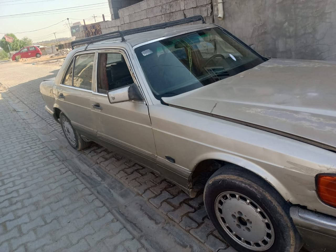 سلام عليكم  جانبو 86رقم بغداد دولي هزة جديدة  كير اومكينة بطة
مكاني الشعب الثعالبة سعرها 30او بيها مجال  للستفسار ***********
