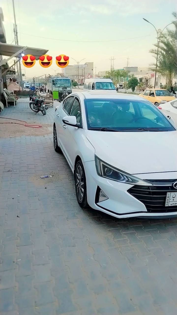 سلام عليكم النتره 20 خليجي ابيض رقم بغداد فول موصفات جاهزه من كل نواحي لبيع عنوان كربلاء  *********** ***********
