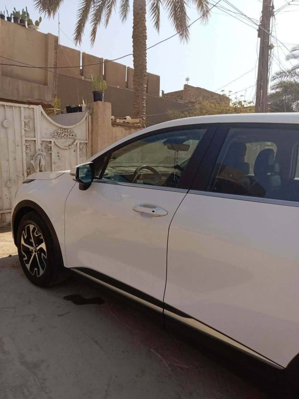 سلام عليكم سبورتج مديل 2023 فول عدا الفتحا شاشا الكبيرا  مكينه 2500  ماشيه 79 الف كير مكينه كفاله   بدون اي دواخل او ايرباك الحادث مرفق بل صور  للستفسار  ***********  او خاص
