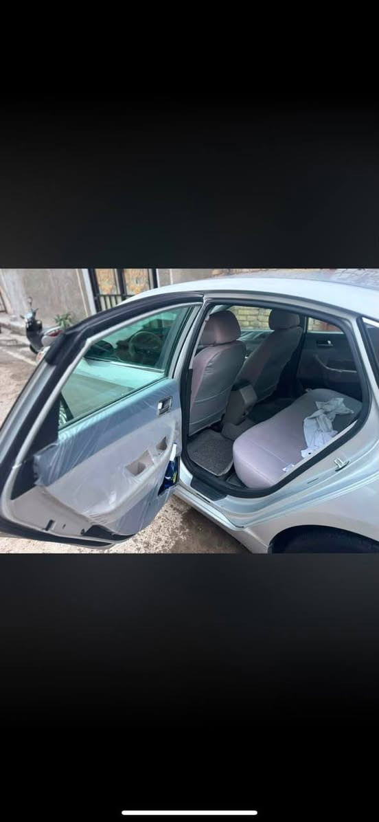 سوناتا موديل 16 وارد امريكي رقم سليمانية الجديد لون سلفر ضررها بنيد وجاملغ يعني مبدل بنيد وجاملغ السيارة باسمي وجاهزة ماناقصهة شي ماعدى الضرر الباقي ليبل واحد كير ومكينة جيدة جداً ماشية 90 ألف قابل للزيادة تحكم ستيرن ثلاث انظمة قيادة تبريد جيد جدا صدر امامي خلفي ممتاز شاشه كاميرة خلفية السيارة جاهزة بدون اي نقص تريد تحويل تريد وكالة الشراي يتصل ويدلل *********** بي وتساب العنوان بغداد سبع البور
