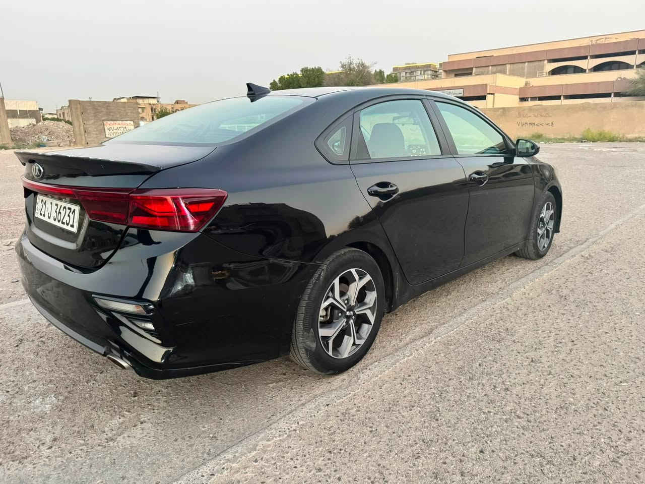 موديل 21 فقط جاملغ امامي مبدل ومصبوغ مكينه 2000 دوش كير CVT كامله مابيها نقص مواصفات عاديه باسمي مكانها بغداد الكرخ ***********
