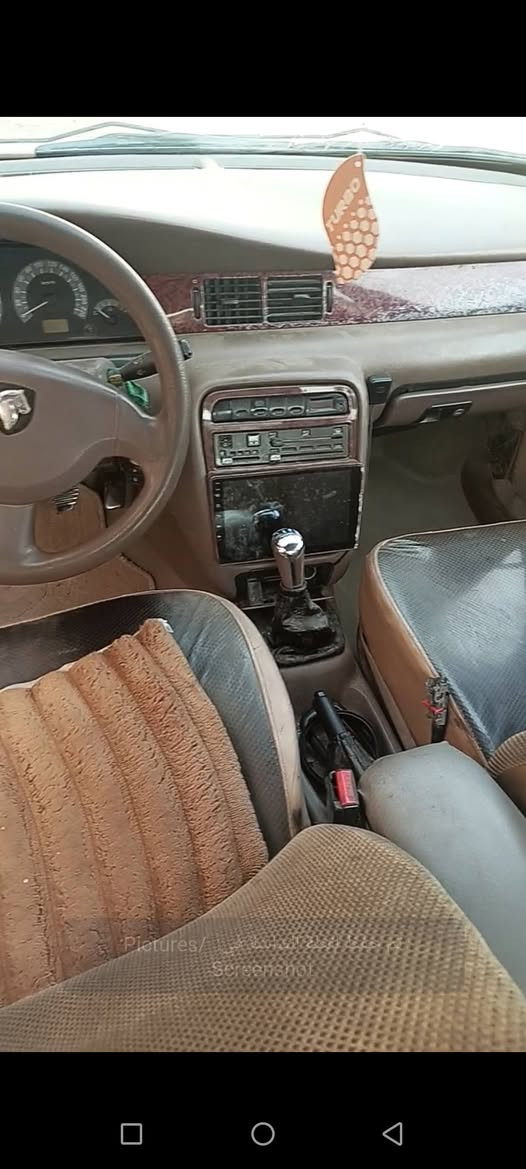 سمند للبيع نضيفه سنويه مجدده رقم انكليزي باقي على ستلام لوحات راعيه بلعماره وراعيه بلعماره مصفره هيئه وغرامه بيهه طبك بلكهربائيات بصيط مكينه وكير فرنسي بيه شوي تبخير وناعمه لمكينه تخم تاير حداده مابيه خياس معمرهن كشر شوف لعين عضمته حلوه سعر 25وبيه مجال رقم الهاتف ***********
