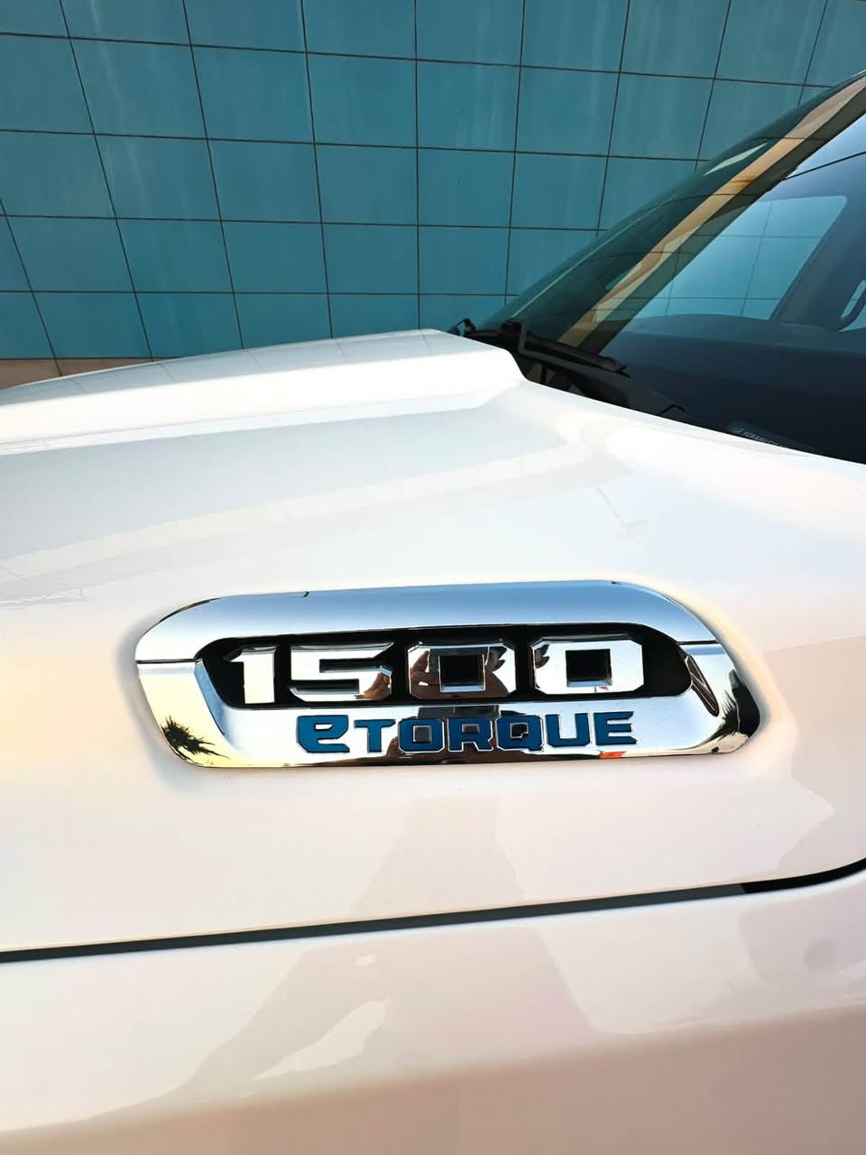 دوج رام 1500 🤍
Dodge - Ram -

موديل 2024  🆕 

السياره مرقمه اربيل - رقم وفحص وهزه جديد لحد 2030 

اللون ابيض 

بجم كبس 

محرك 6 سلندر سعة 3600 🚀

رقم الشاصي وصور الحادث داخل المنشور 

ملاحظات : راديترات وتبريد وغاز شرط الفحص بلادي شركة 

حجر الصالنصه بلادي شرط الفحص 

الضرر : بدون صبغ  ( فقط تعديل بارد جملغ خلفي مع اسفل باب 🔻واضح بالصور ( بدون دواخل بشرط) 

ايرباكات سليمه 100/100 ✅

المواصفات :

* بصمه تشغيل 

* ⁠كشن جلد 

*دفع رباعي 4×4 

 4wd lock & 4wd low*

*ويل حجم كبير مميز 

لايتات زينون مع بلاجكتور 

* شاشه اعطال

* حساس قياس ضغط هواء الاطارات

* ويل كب كروم 

* نظام TOW MODE 

* كير بكرة 

* ⁠دوسات بلادي Ram 

* ⁠السعر  24500$$$$

العنوان بغداد زيونه

للأستفسار الرجاء اتصال ☎️
