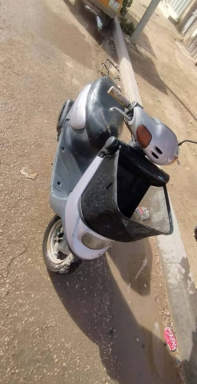 سلام عليكم دراجه منغولي ياباني سرعه 60 دراجه حلوه بل مشي ونضيفه امانت الله ورسوله دراجه كلش حلوه مكاني كربلاء المقدسة حي الشعله قرب مستشفئ الحسيني و مراوس قابل بدون فرق رقم النتصال ***********
