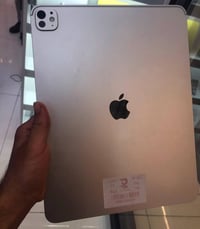 IPad M4 ☢️ 13  حجم!! ايباد كدامكم وكاله بطاريه 95% الحجم الأكبر نسخه 2...