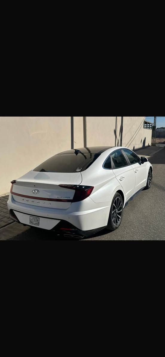 Sonata 1.6 limited
سوناتا موديل ٢٠٢٢ 
رقم نجف 28/A99940 
فول مواصفات ١/١ 
شحن وايرلس 
داتا شو 
اربع كامرات 
كشنات ملكيه ابيض اللون 
حادثه جاملغ وبنيد من امريكا بدون دواخل بدون ايرباك  الراديتر بلاديه مال شركه
ماشيه ٥٢ الف كيلو 
السعر ١٦٢ وبيه مجال ان شاءالله 
مكان السيارة بالنجف 
رقم الهاتف ***********  whatsApp
