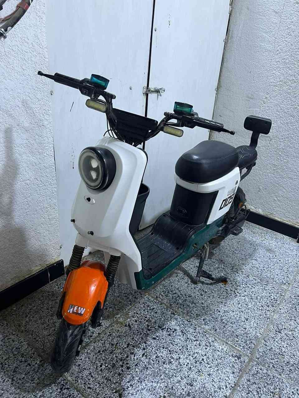 دراجه شحن • R9 • بطاريات شغاله
