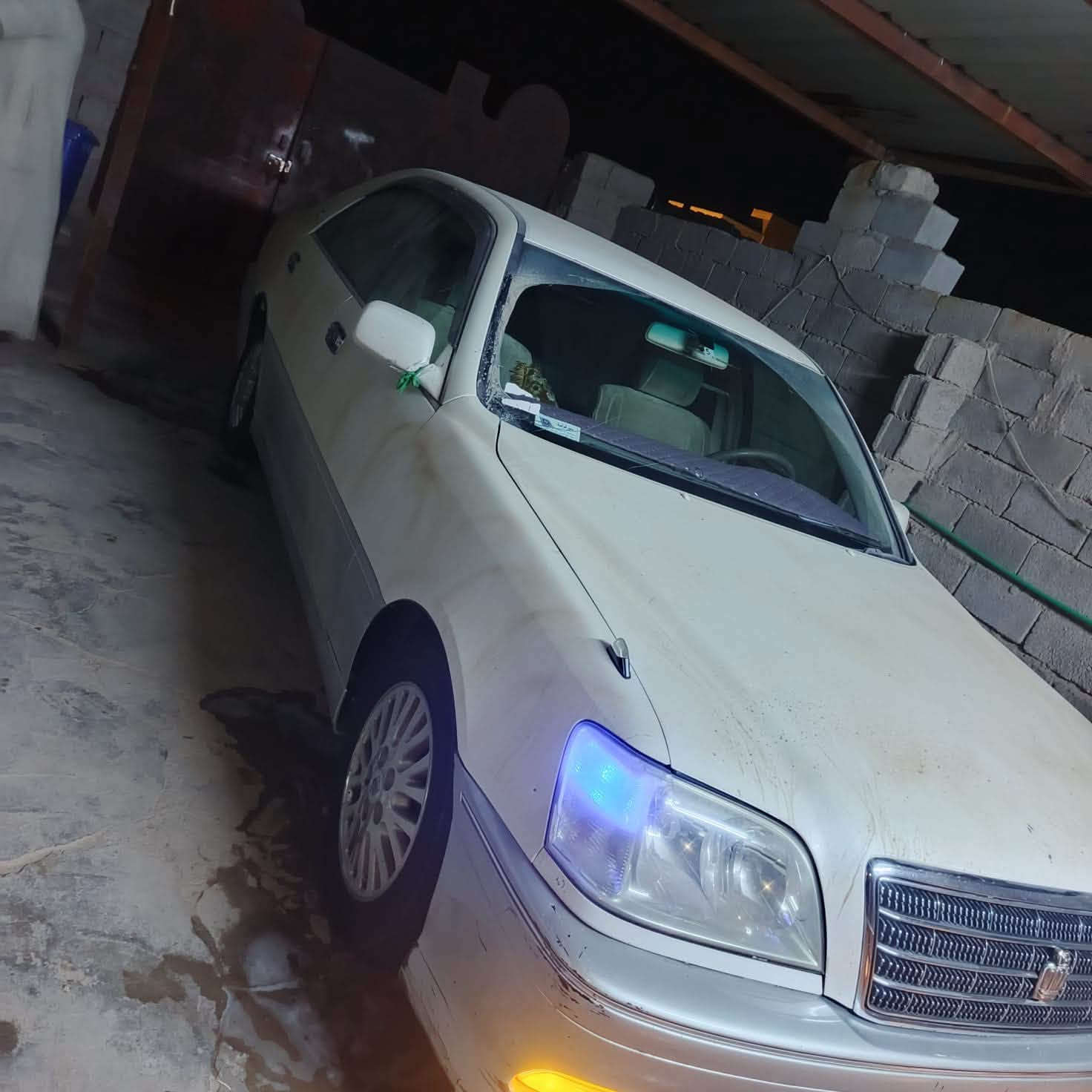 سلام عليكم جنون  سياره كصتين رقم بصره تحويل ثاني يوم قرار 48 صار يومين مسوي حداده منقصها برغي شرط بس تبريد سعرها 85 رقمي ***********
