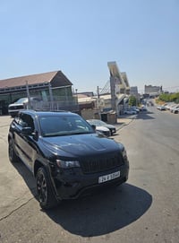 Laredo blak top 2022 07507702280 مرغصور, أربيل