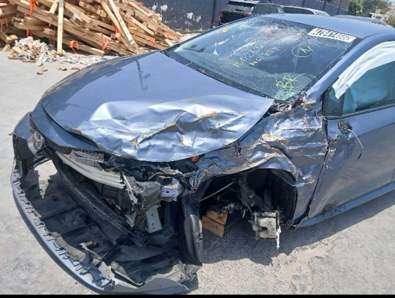 السلام عليكم بيع مستعجل كورلا موديل ٢٤ وراد امريكي حادثها موضح بالصور دخول جديد قبل سبوع وصلت ماشي ٥٢ ميل مكاني بغداد اليوسفيه السعر ١٣٥ ***********
