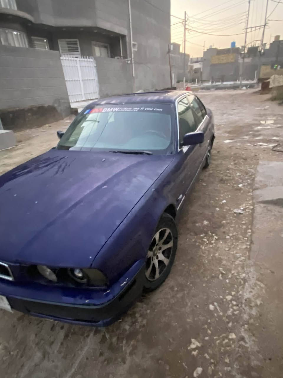 السلام عليكم بيم البيع مسكر كير اوتو مكان سياره بابل مركز المدينة رقمها بغداد رقم الهاتف ***********السعر 35وبيها مجال
