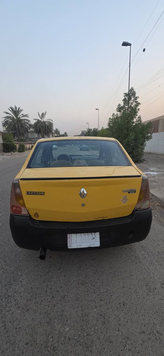 السلام عليكم رينو لوغان ٢٠١٤
كير محرك مشدودات جدد
صدر ممتاز 
كهربائيات كلها شغاله 
مرشوشه حزام بدون حادث وبدون تبديل 
مشط قبل يومين بدلته جديد 
باتري جديد
مكانها شارع فلسطين 
الرقم ***********
السعر 37
