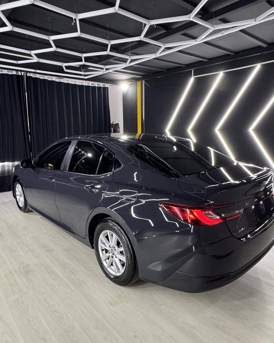 TOYOTA CAMRY  2025 

هایبرد    Haybid 

رەنگی  تریندی چیمەنتۆی موسەفات le

لایت  لید زینۆن -شاشە کامیرە- رادارپیشودوا راداری ئاوینە لاتەنیشت
کوشن کارەبای تەبرید مەرکەزی چەند موسەفاتیکی تر

مەکینە ٢،٥ هایبرد

پێش و پشتی کەپس تەنها ٢دەرگای بۆیاخە

ئیرباگ تەنها شان سیستەم کراوە 

ژمارە کاتی ٣ مانگ رەقەم کاتی لەگەڵە

4T1DAACK7SU539062 رەقەم شانسی

*********** 📱
#toyota86 #camry #2025 #کامری #هایبرد #تۆیۆتا_عێراق #تۆیۆتا
