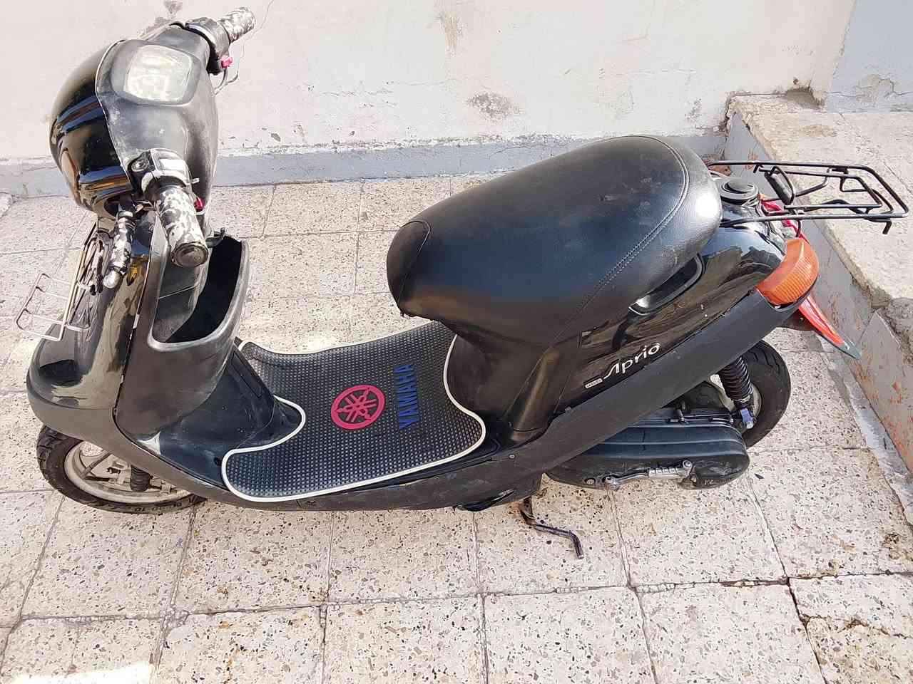 للبيع السعر 350 او بي مجال الماطور مفتوح الكهربائيات شغاله سلف شغال مكان ايمن وادي حجر ***********

