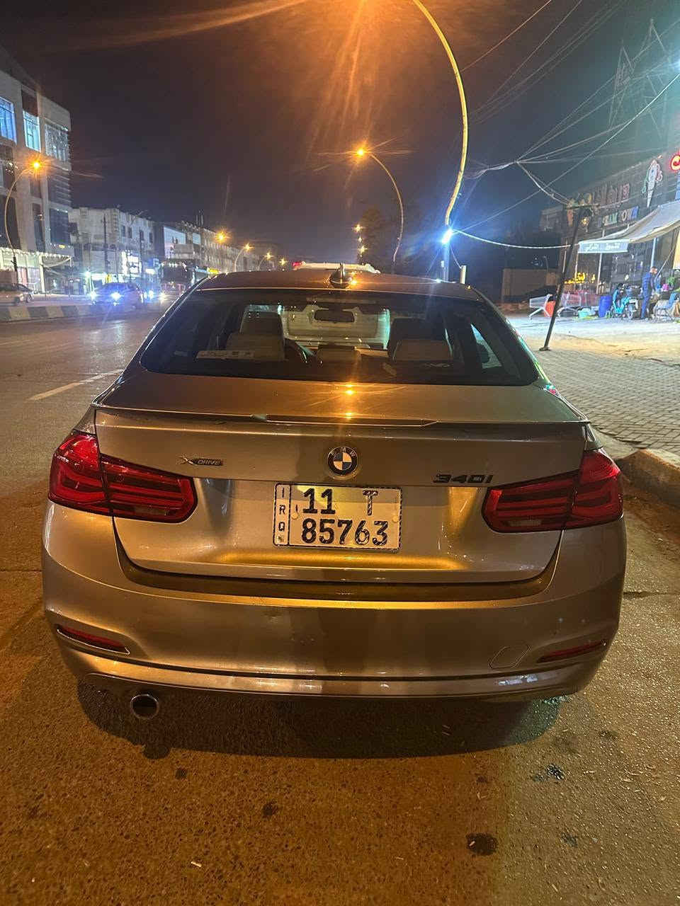 بي ام دبليو 320i للبيع

موديل 2018 - دفع رباعي xdrive

مكينة 2000 توين تيربو

سيارة مغلفة ppf بالكامل يحميها من الشخوط

سيارة ماشية 90 الف

حادثهة جدا بسيط دعامية امامية فقط

سنوية جاهزة الى حد 20230

مكاني بغداد-حي القاهرة للتواصل متواجد على الواتس او الاتصال المباشر فقط ***********

السعر 188
