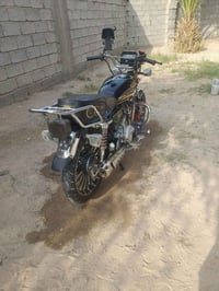 موديل ٢٥ • ٢٠٠ • أوراق