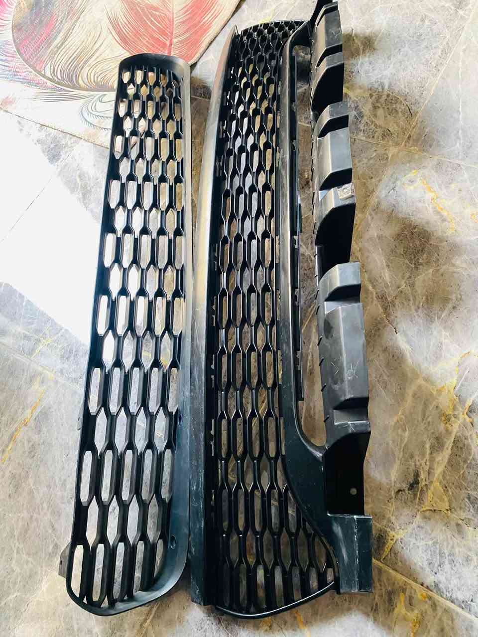 سلام عليكم  شباب 
متوفرات شباك  جارجر الفوك والجوه 
ومتوفردرع اسفل المحرك 
للبيع مكاني بابل
