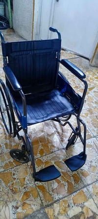 عربانة • مستعملة شهر • شعب