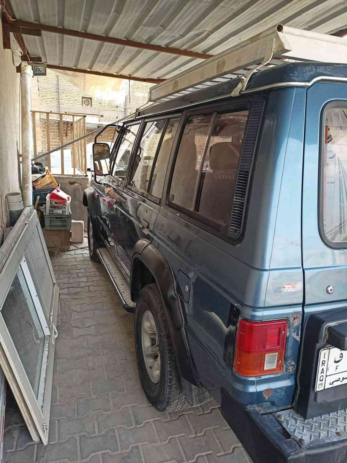 هونداي باجيرو مديل 1991السياره مكفوله 6سلندر 7راكب السياره نضيفه وحلوه وستعمال قليل يعني ما يطلعون بيه هواي السعر 45ورقه وبيه مجال حك الجيه العنوان ذي قار حي الثوره وره مجمع الطاحونه***********هاذ رقم التفلون
