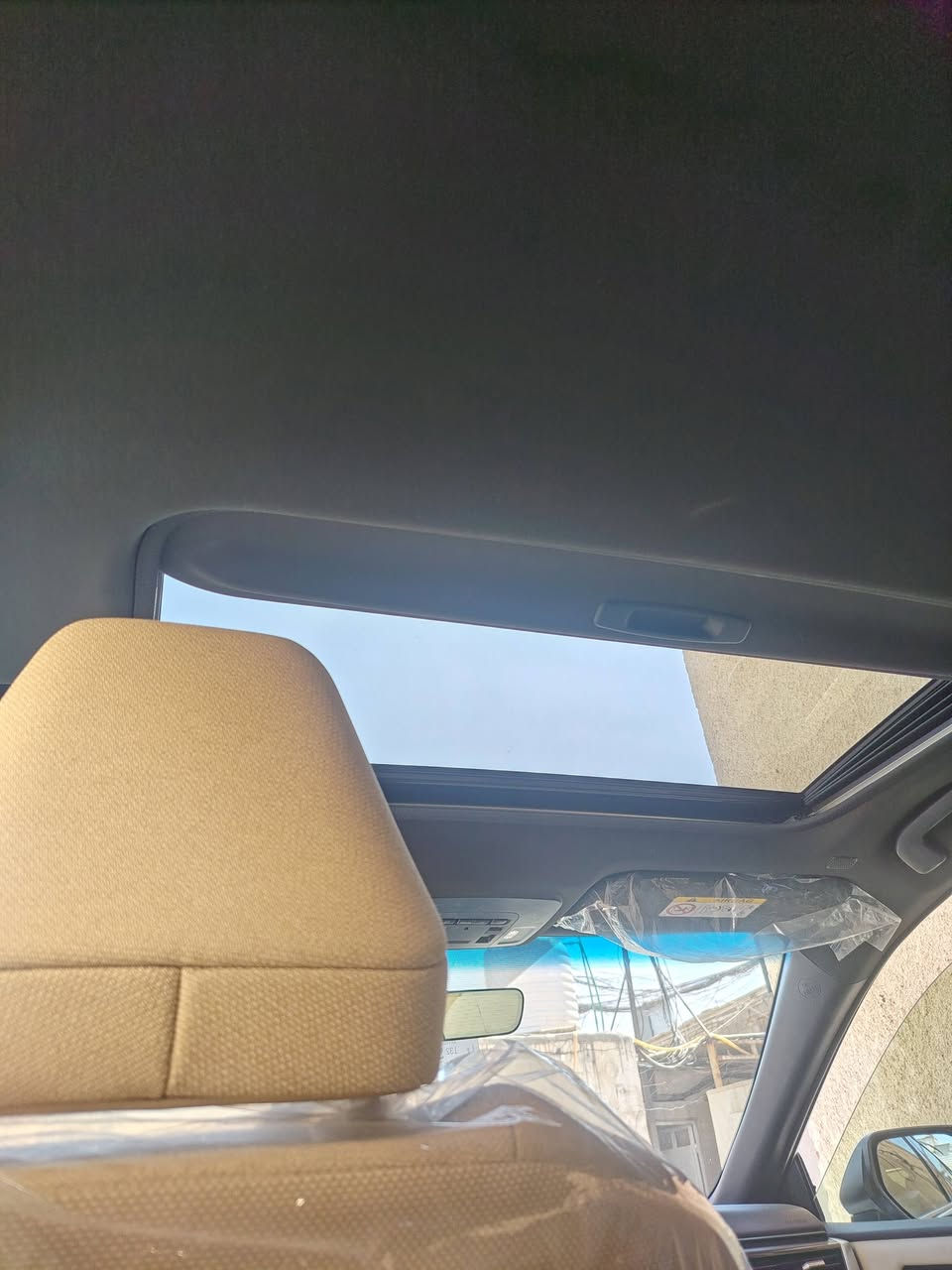 السلام عليكم كامري شركة عبد اللطيف 2025 زيرو قبل يومين رقمت بغداد السياره هايبرد مطلوبة للمصرف الاستقطاع مباشر على الماستر رايدها 240 وهذا رقمي ***********
