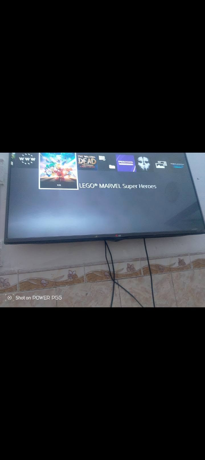 بلاي 4 مهكر بيه هو يلعب سعره 270 قفل نظام 12.50

نص مكتوب في الصور:
- Shot on POWER P55
- GAME STAR MINECRAFT مكتب محمد فيزل الغاب *********** بدع