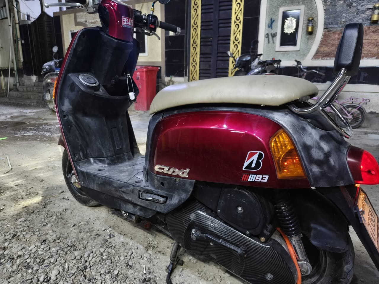 🔥🛵 للبيع دراجة بوليس نوزل – مكينة بلادية غير مفتوحة 🔥
 الدراجة بحالة الرمبه ومعتنى بيه بانزين محسن ودهن ارقى شي 

✅ مكينة بلادية وغير مفتوحة
✅ نوزل
✅ دراجه ناعم محركه كلش بحيث مينسمع له صوت
✅ المشتري يفحص الدراجة على راحته ويجيب أي مصلح يريده

📍 الموقع: بغداد ساحة عدن 
💰 لمعرفة السعر: اتصل وتدلل 
الرقم : ***********

