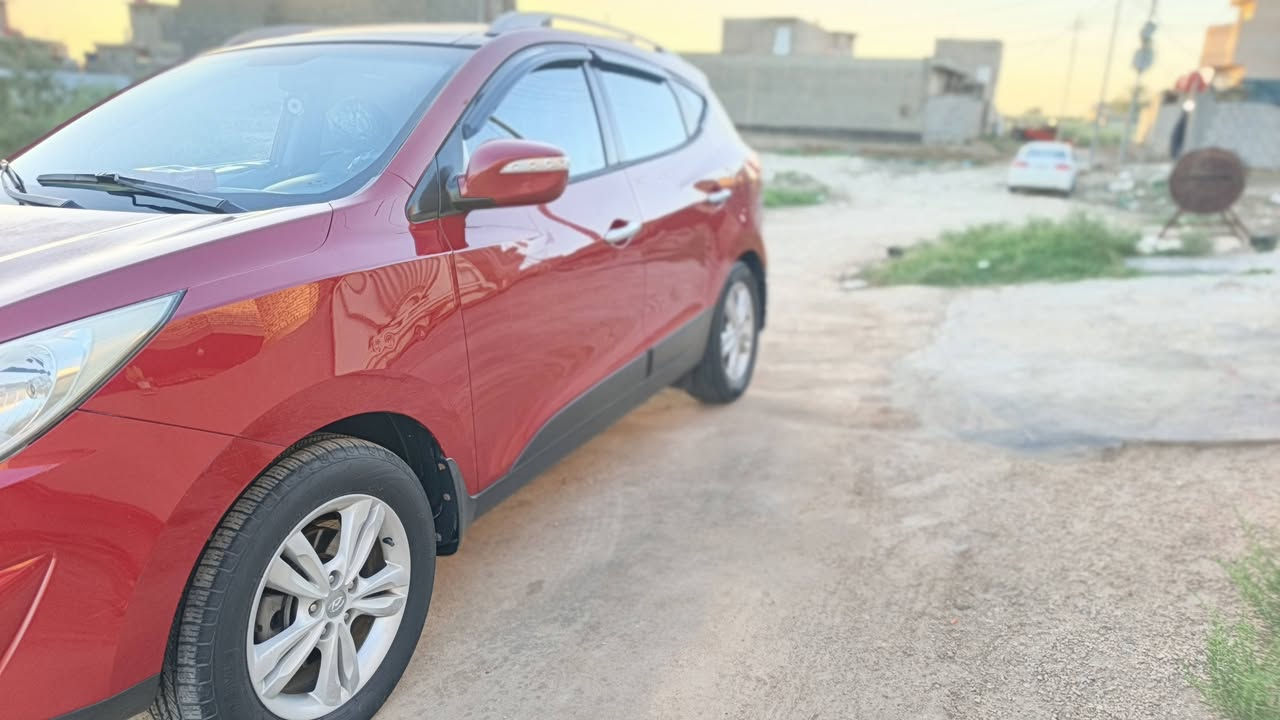 السلام عليكم
للبيع توسان خليجي موديل ١٤ جديده قطعتين صبغ والباقي كفاله من كلشي بونراما سبير منازل تبريد جيد جاهزه من كل شي كير محرك ممتاز رقم بغداد بسمي برغي ما مفتوح بيه السعر ١٤٠ وبيه مجال العنوان كربلاء ***********
