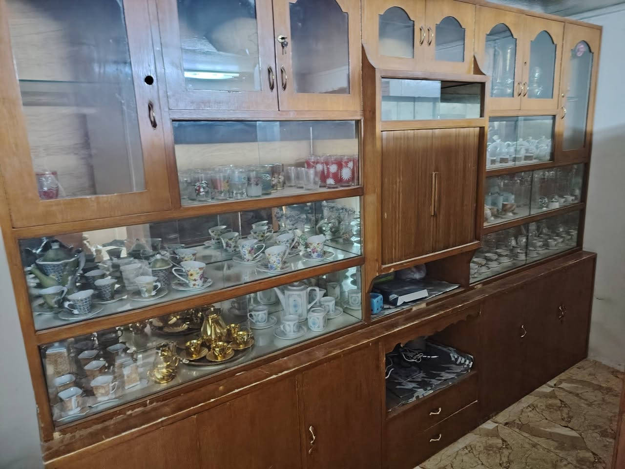 معارض للبيع الاستفسار الاتصال على الرقم ***********
