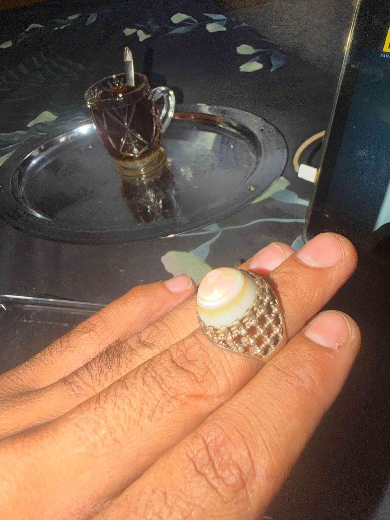 للبيع شلع والله مالاتي الشخصيات سعر الغرام 4 آلاف قفل هاذه رقمي *********** عنواني بغداد
