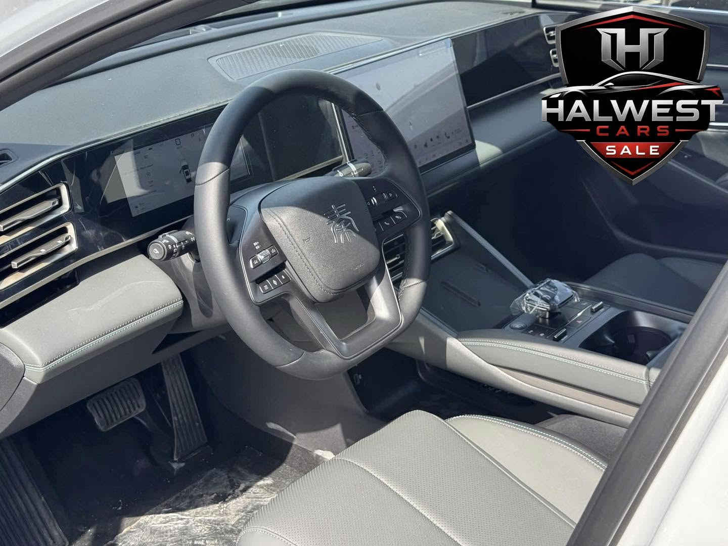Byd qin L 2025

١٣کامێرا

داتاشۆ

عددی کەم بەردەستە

ناونیشان:سلێمانی

***********

نص مكتوب في الصور:
- HALWEST CARS SALE
- TH HALWEST CARS SALE
- H HALWEST CARS SALE