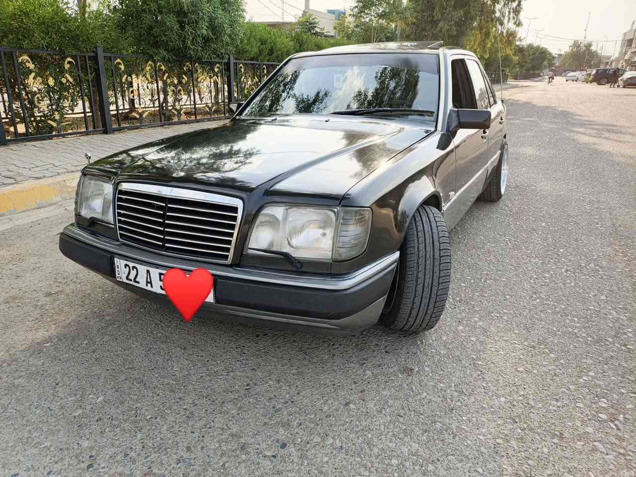 سلام عليكم مارسدس بيبي دب للبيع موديل 93 

رقم اربيل سنويه لل 30 تحويل ثاني يوم 

كير محرك مكفولات محرك ملكه لاصلي محسن شرط ترايك 200

صدر تخم تاير جديد كهربائيات كلها شغاله اريل كهربائي سنتر لك 

تبريد ثلج قرفه جديده ويل رياضي سياره فول 

سياره مكفوله من ضربه ولمعجون ولخياس فقط صبغ جماليه 

السعر 73  مكان السياره ديالى دلي عباس اتصل ودلل 
***********
