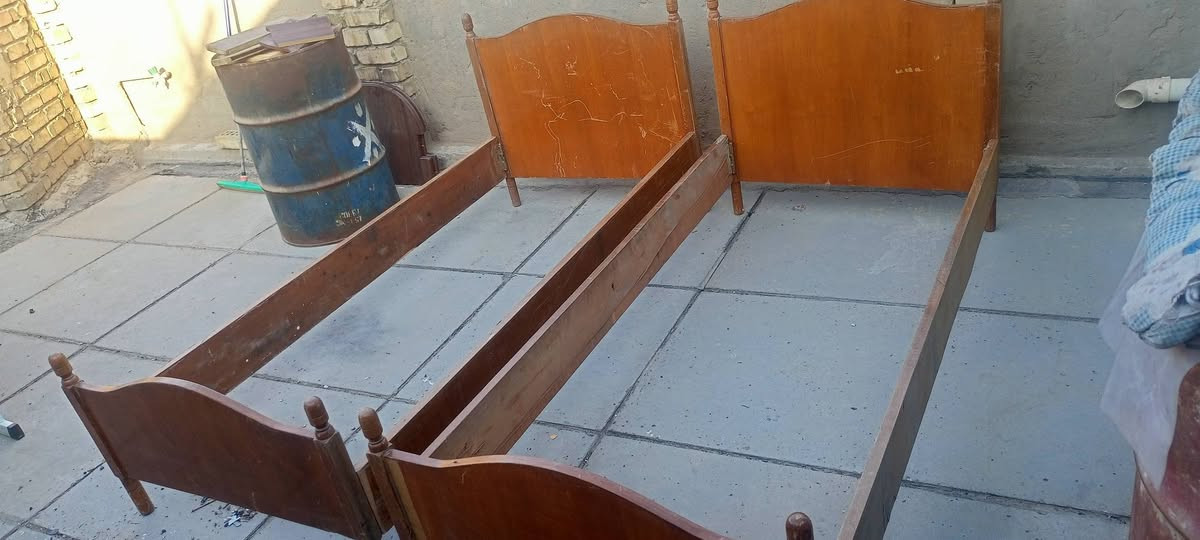 السلام عليكم بيع جرابي صاج ثكيل 
الطول 2متر
العرض 90 سانتيم
العدد 2 
السعر 100 قفل  
ملاحظة/ مابيه تغته
رقم ***********

