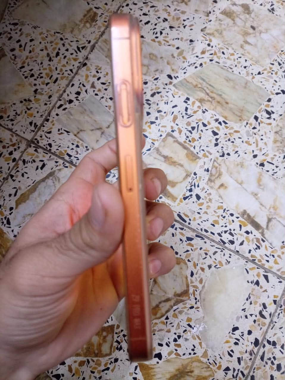 السلام عليكم 
اكس ماكس إس محور ال ١٧برو ماكس 
مبدل بطاريه بطاريته ١٠٠جديدة 
ذاكره ٢٥٦
فيس إيدي شغال 
سعره٢٢٥
بغداد الحسينيه ***********
