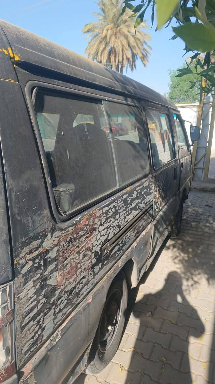 السلام عليكم
هوندا باص موديل 95
ب اسمي السياره مكينه وكير مال بستا سياره جاهزه كهربائيات بس بيها صوت بل اكسنت خفيف الهئيه والغرامات مصفره السياره و التحويل او وكاله عامه  الاستفسار عل خاص *********** المنطقه /العامريه سبعه نسيان السعر /25 وبيها مجال بسيط
