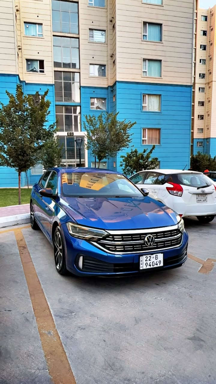 جيتا 2023 للبيع
بيها 3 قطع صبغ 
ماشية 70 الف 
باسمي السيارة 
مكاني بغداد الدورة
للاستفسار ***********

نص مكتوب في الصور:
- 16 LTE 12:12 ucars.pro U C A R S Volkswagen Jetta Sport 2023 3VWBM7BU5PM017564 / Volkswagen / IAAI / تاريخ المبيعات 000-37909776 - 10/27/2023 - IAA Inc. #37909776 معلومات المزاد IAAI مزاد علني 10
- Final bid: $7,700 Remove Vehicle History Sales History (1) Archival offers of this model BidCars 10 photos Spin