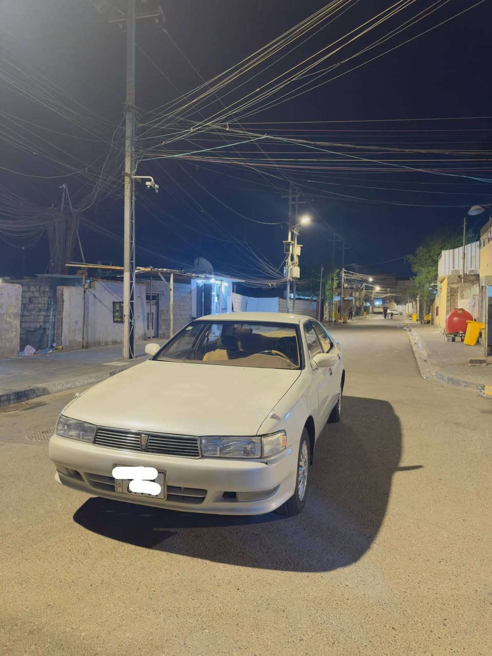 سلام عليكم كرستا 1993 دوشمه دواخل تخبل تلحيظات بسيطه بأسمي شرط التحويل رقم انكليزي جديد مكفوله من الكص والنقل تبريد شغال وي السويج مكينه جاهزه حداديه جاهزه 
السعر  (٦٥) وبيها مجال قليل 
 تخم تاير جديد مكان البصره ــ القبله
الاستفسارات الاتصال على الرقم 
***********
