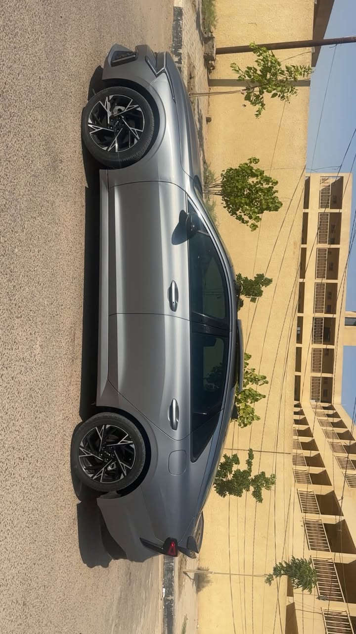 K5 2025 جي تي لاين فول مواصفات داخل احمر
مراوس بجارجر او اوباما 6 او 8
لون رصاصي طافي مميز  
ماشه 5 الف زيرو 
مكينة ٢٥٠٠ تنفس طبيعي 
ـ شاشتين متصلة 
ـ شاشة تدعم ابل كاربلاي واندرويد اوتو
ـ سقف بونراما 
ـ كشنات جلد احمر 
ـ كشنات تدفئة
ـ كشن كهرباء
ـ اوتو هولد 
ـ هاند بريك دكمة
ـ شاحن لاسلكي 
ـ نقاط عمياء
ـ حساسات خلفية 
تحديد مسار 
كروز سرعه
ـ نظام صوتي من شركة BOSE 
ـ كامرة خلفية
ـ بصمة و تشغيل عن بعد ودخول ذكي
ـ رادار امامي خلفي  
السعر 195 
اي استفسار ***********
***********
